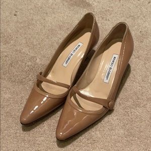 Manolo Blahnik nude kitten heels with straps. New.
